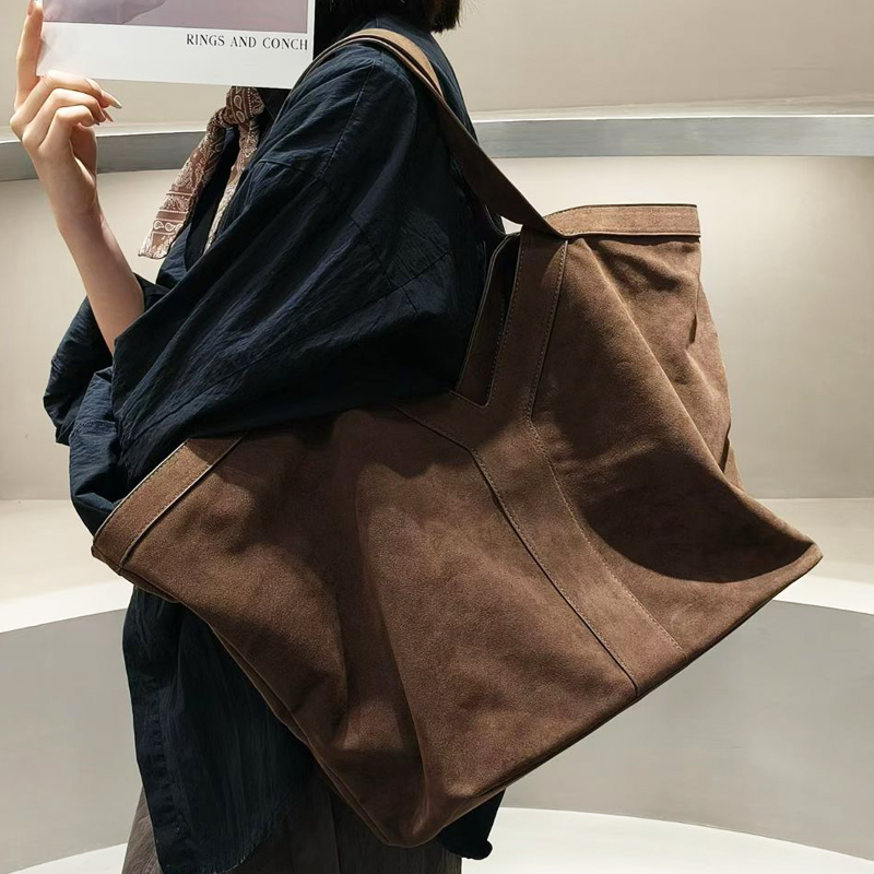Oversized Faux Suede Tote Bags - Luxury Bags Of 2026 recension och pris