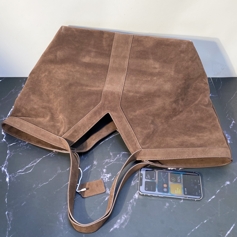 Oversized Faux Suede Tote Bags - Luxury Bags Of 2026 recension och pris