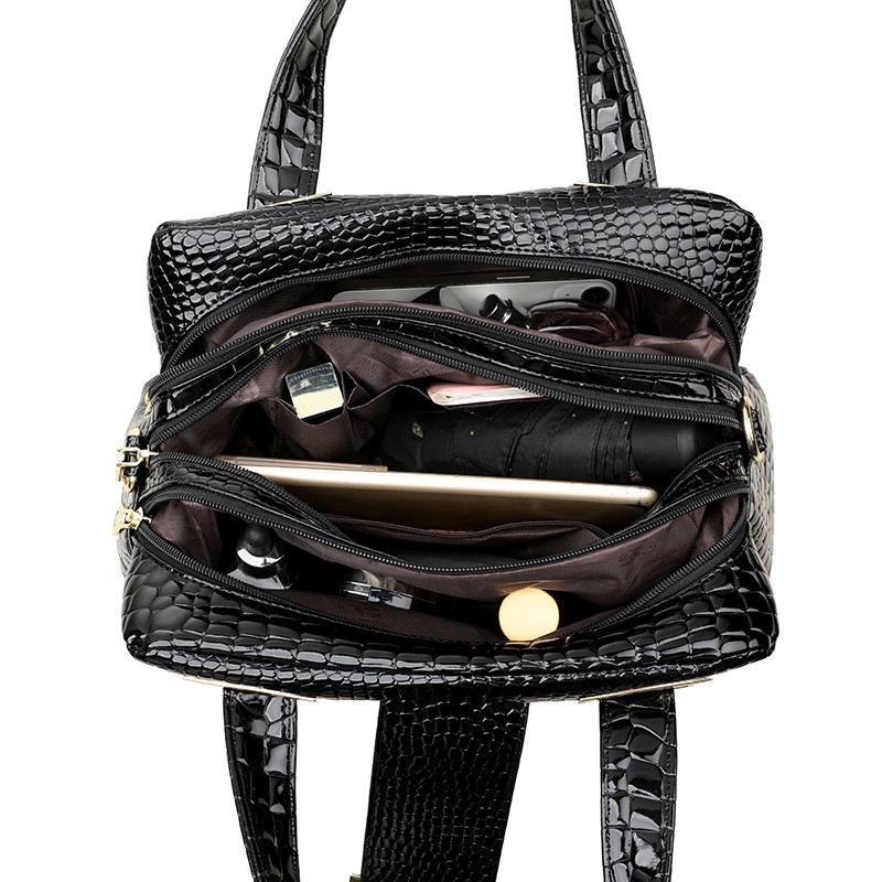 Luxury Crocodile Patterned Han - Luxury Bags Of 2026 recension och pris