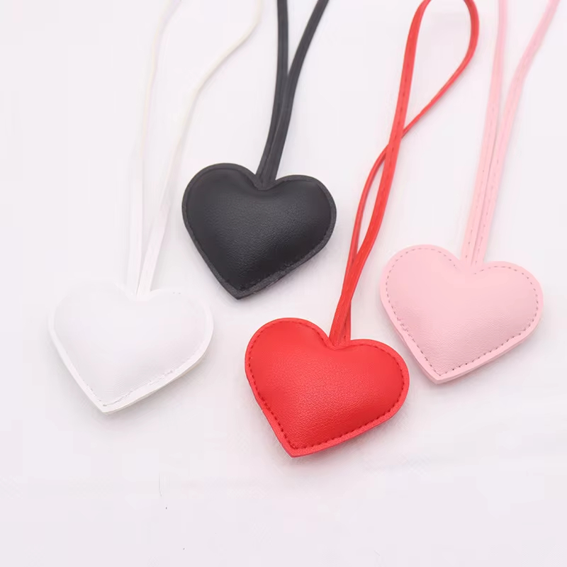 Pink Red PU Faux Leather Heart - Luxury Bags Girls recension och pris