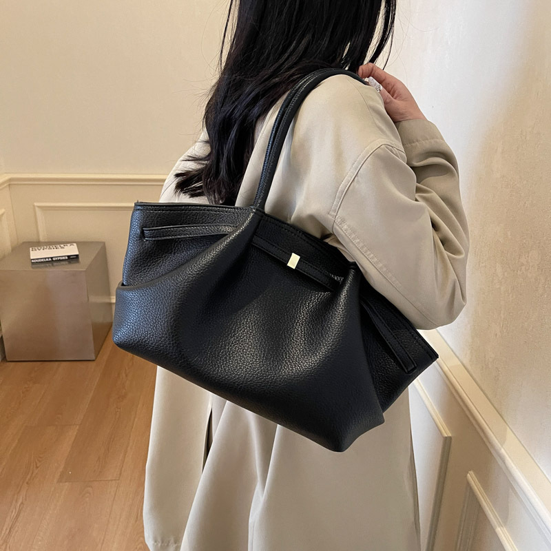 Burgundy Ladies Handbags Luxur - Luxury Bags Made recension och pris