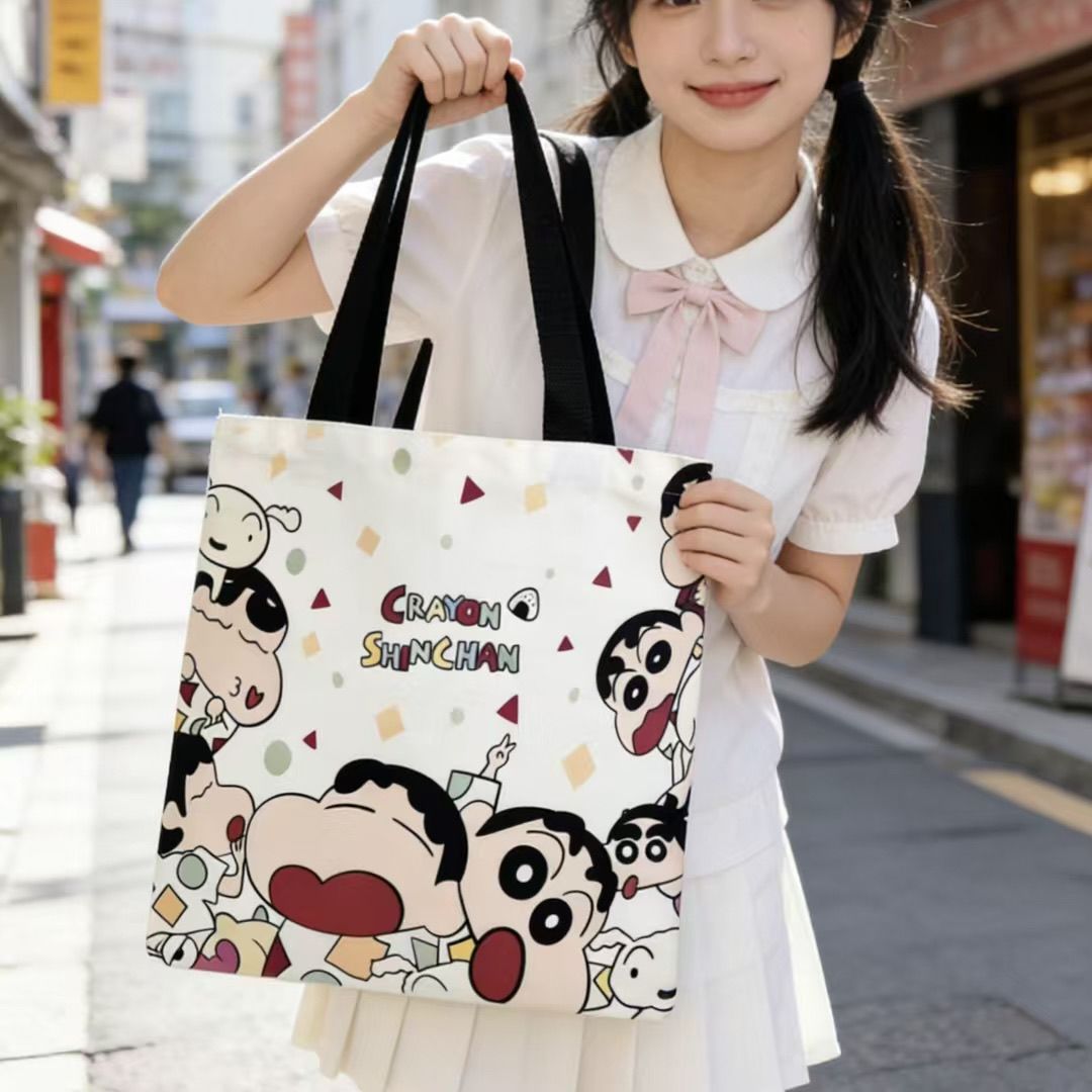 2026 New Crayon Shin-chan Canv - Shoulder Bag Slouchy recension och pris